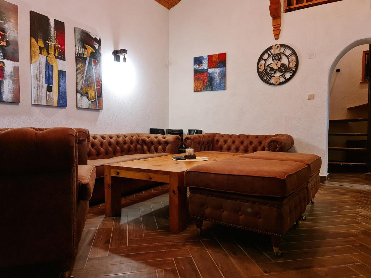 Къща За Гости Каза Роза - Swiss Style Chalet Casa Rosa Guest House Kjustendil Exteriör bild