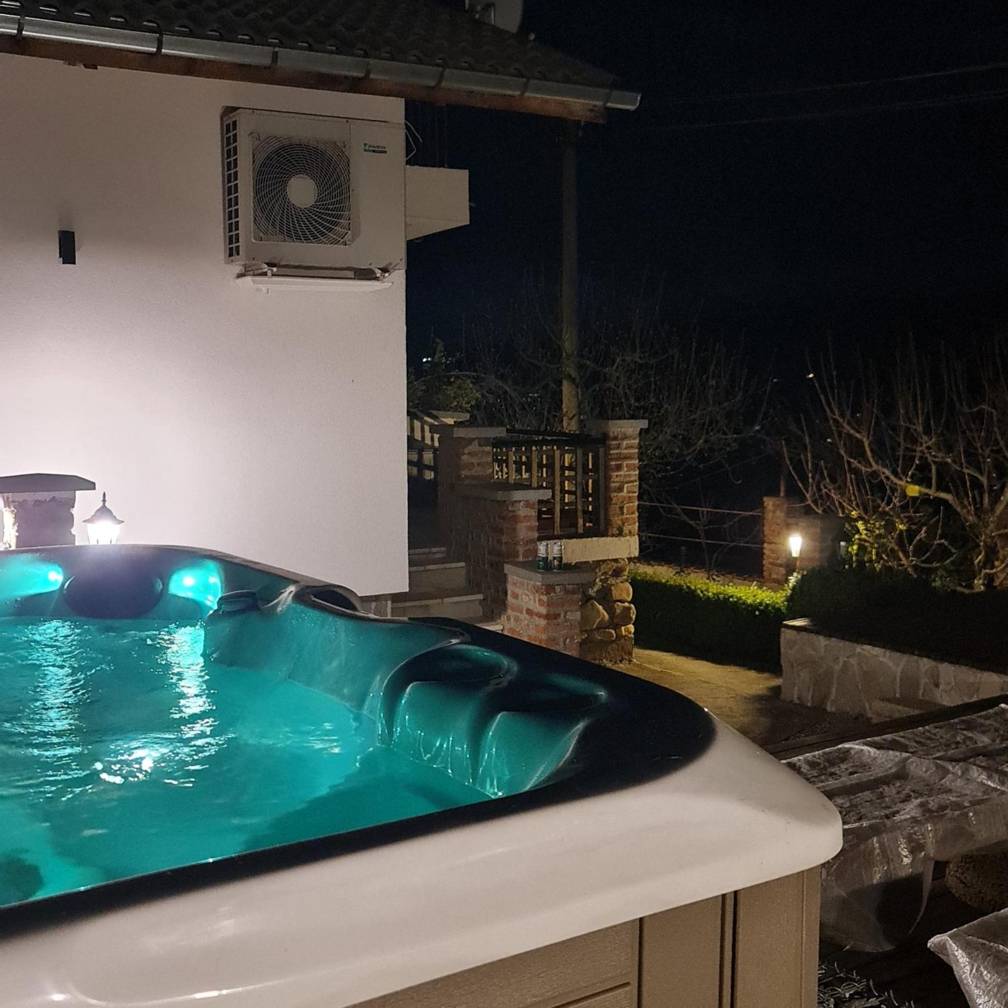 Къща За Гости Каза Роза - Swiss Style Chalet Casa Rosa Guest House Kjustendil Exteriör bild